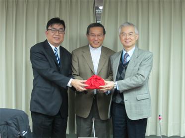 台灣車輛研發聯盟主委交接  金屬中心執行長伏和中接棒 